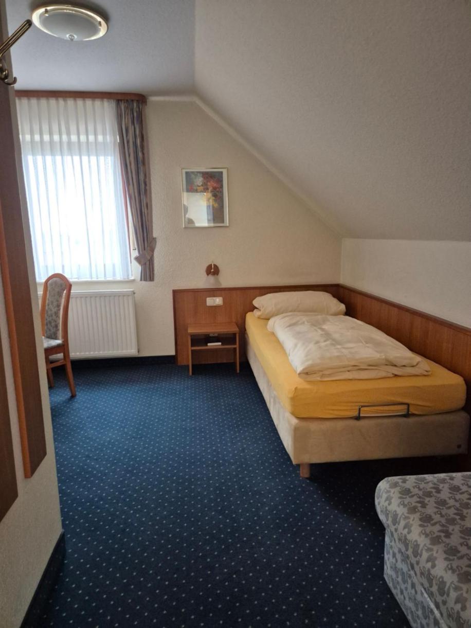 Hotel Zur Waage 바트 뮌스터아이펠 외부 사진