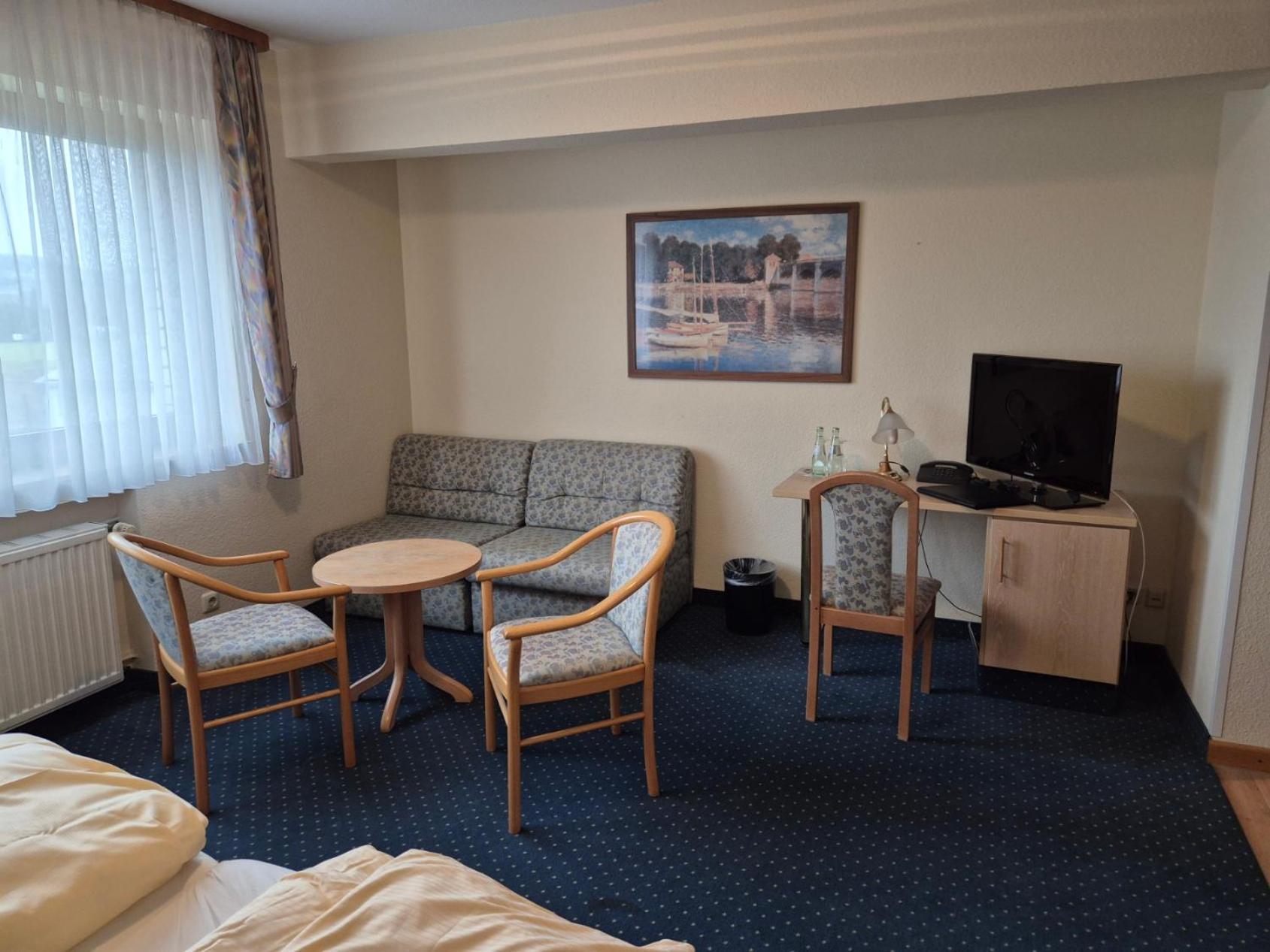Hotel Zur Waage 바트 뮌스터아이펠 외부 사진