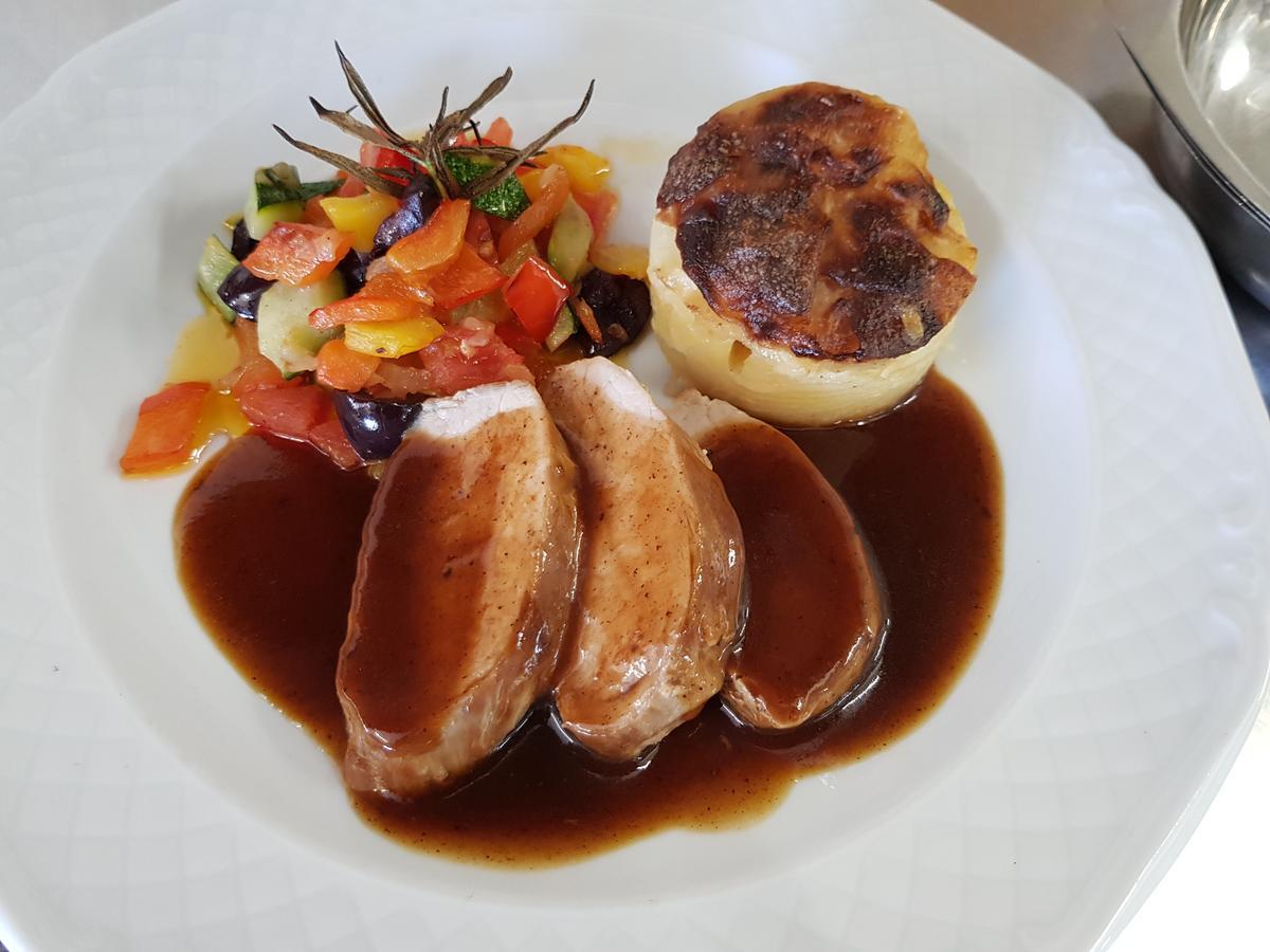 Hotel Zur Waage 바트 뮌스터아이펠 외부 사진