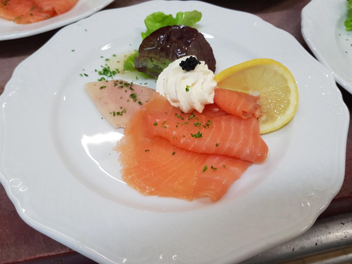 Hotel Zur Waage 바트 뮌스터아이펠 외부 사진